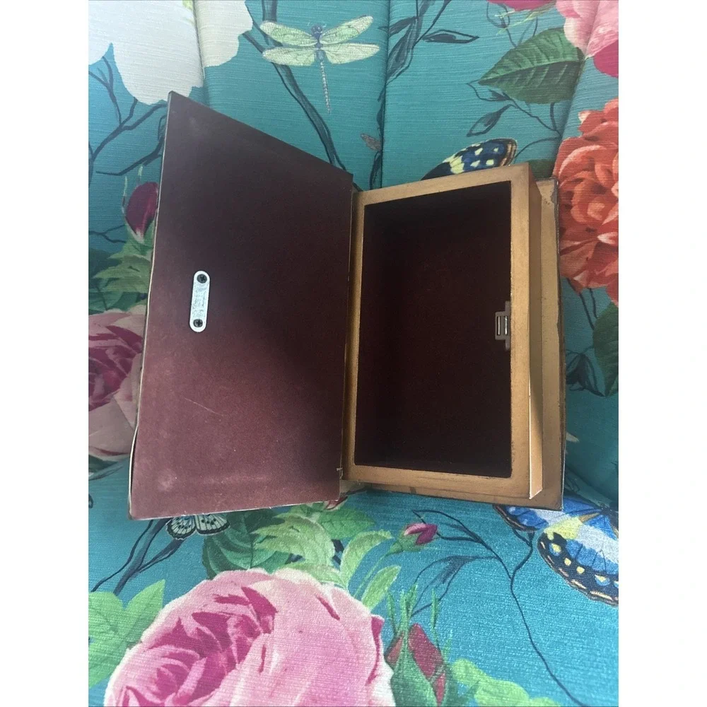 Decorative Book Shaped Box/Trinket Storage Box, 10